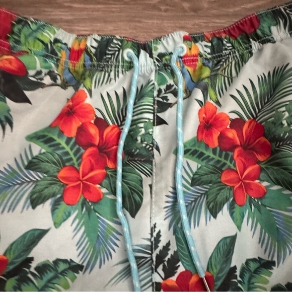 Men's Tommy Bahama Tropical Hawaiian Print Men's Swim Shorts - Picture 3 of 9